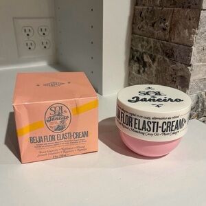 NEW Beija flor Elasti Cream by Sol De Janeiro,
8 oz Body Cream cheirosa 68 scent